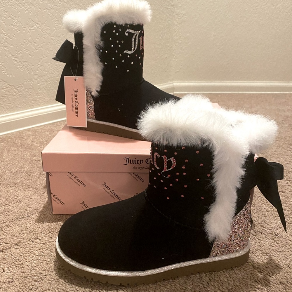 Brand New Girls Juice Couture winter boots.